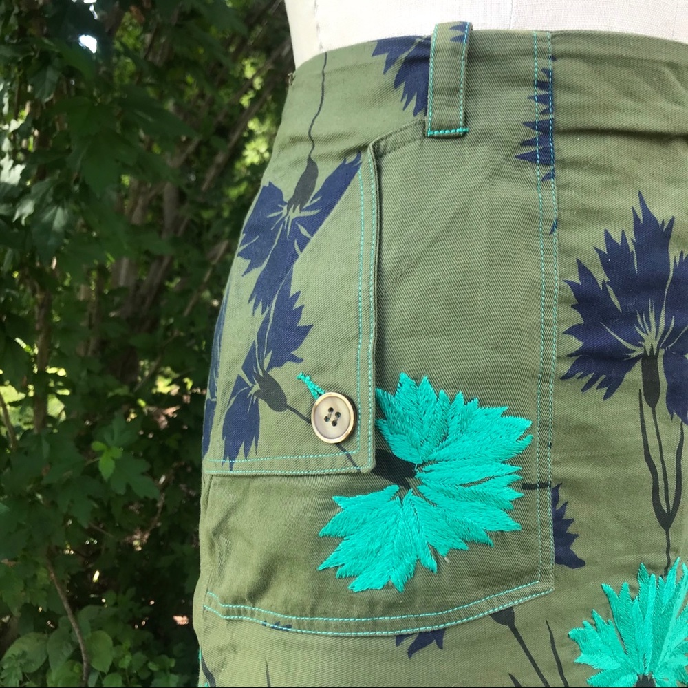 RARE Anthropologie Floral Embroidered Pencil Skirt - Picture 2 of 7